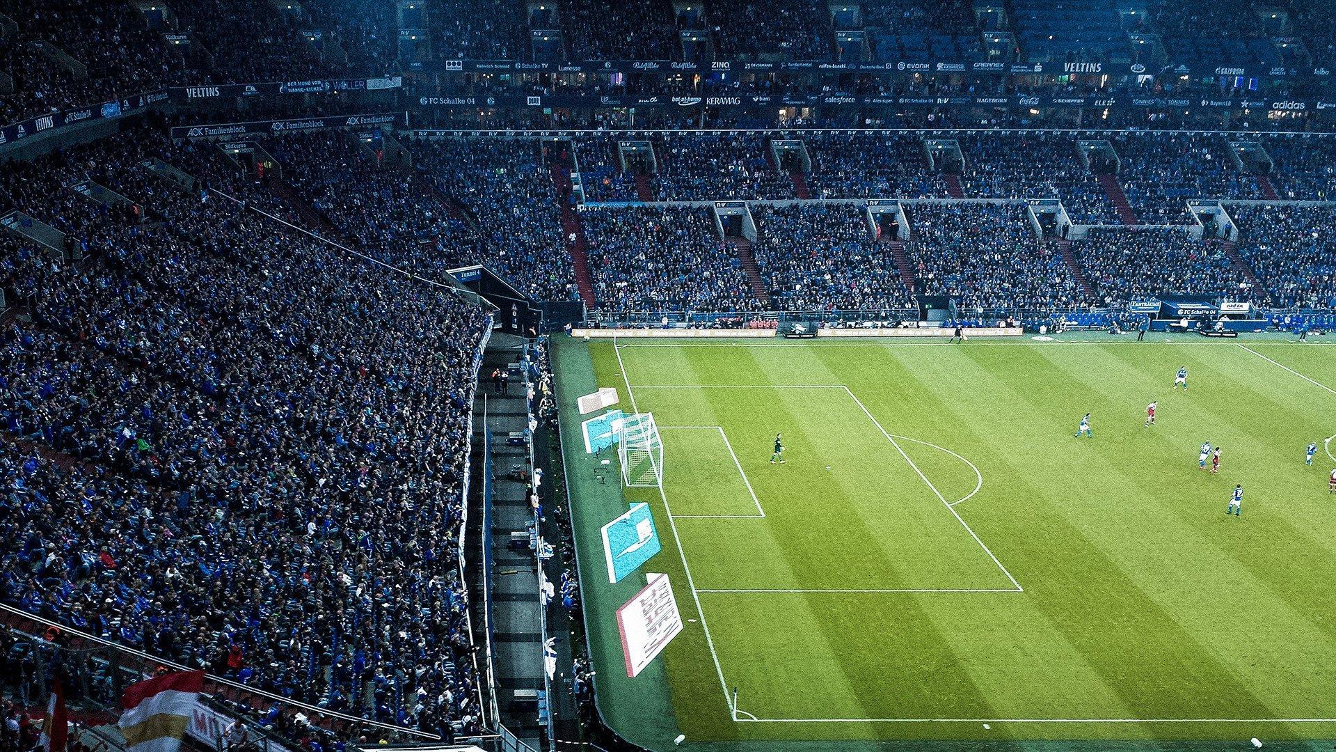 佩雷茨转会风波，门将位置竞争引发离队危机，汉堡紧急挽留化解僵局